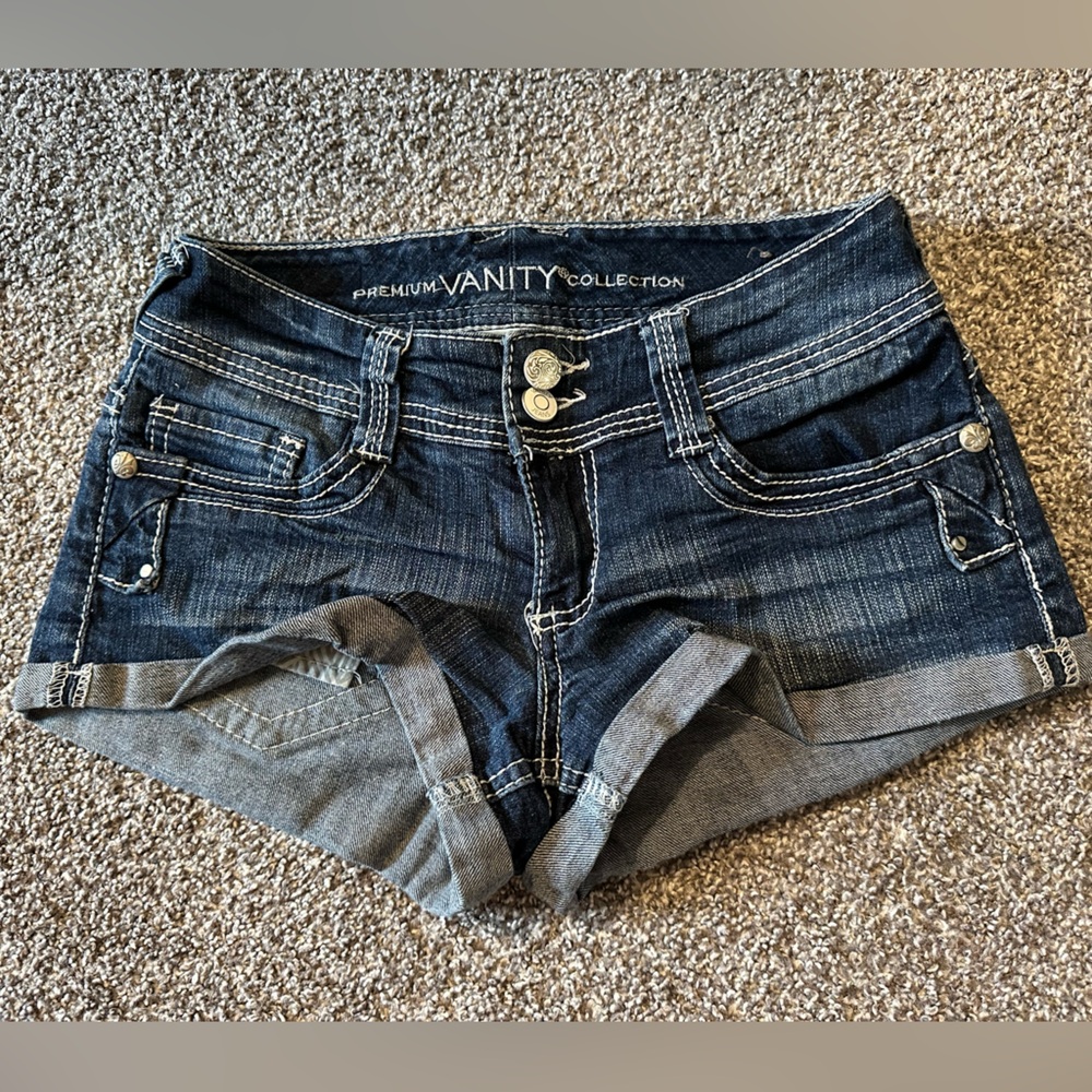 Vanity Size 25 Jean Shorts